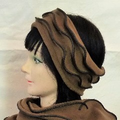 Bandeau vague daim sur cheveux