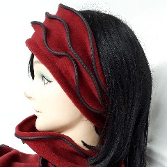 Bandeau Vague Rouge Hermes sous cheveux